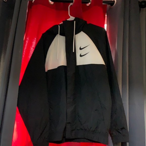 Nike windbreaker - Picture 1 of 1